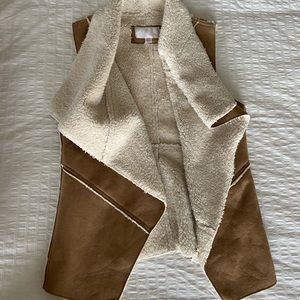 SHEARLING vest size Medium